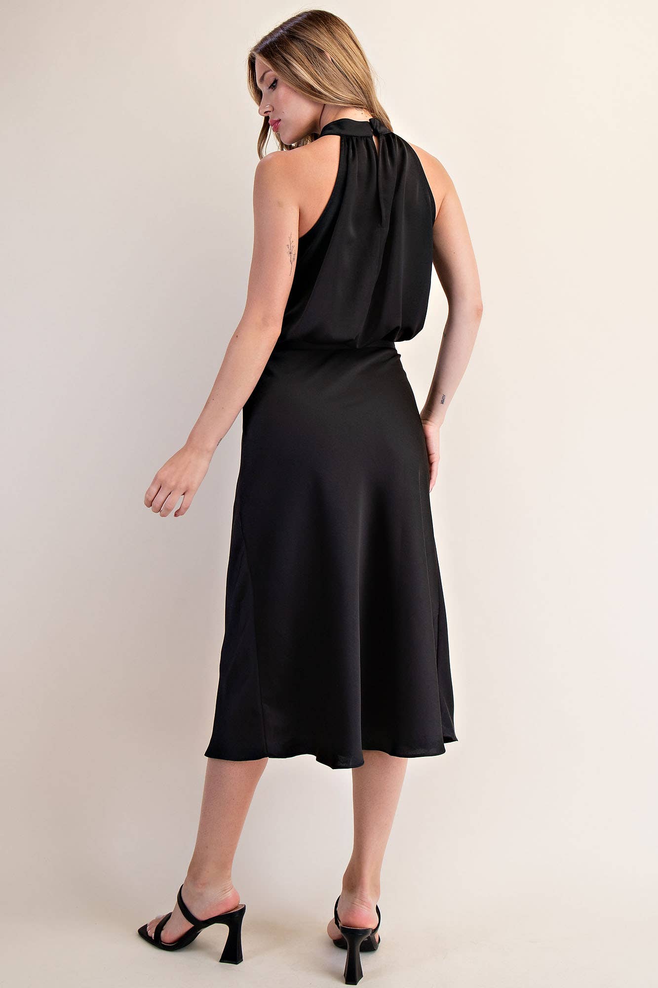 Halter Neck Sleeveless Midi Dress