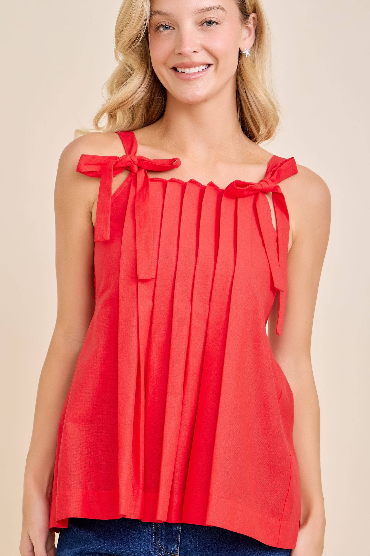 Scarlet Ribbon Pleated Sleeveless Top