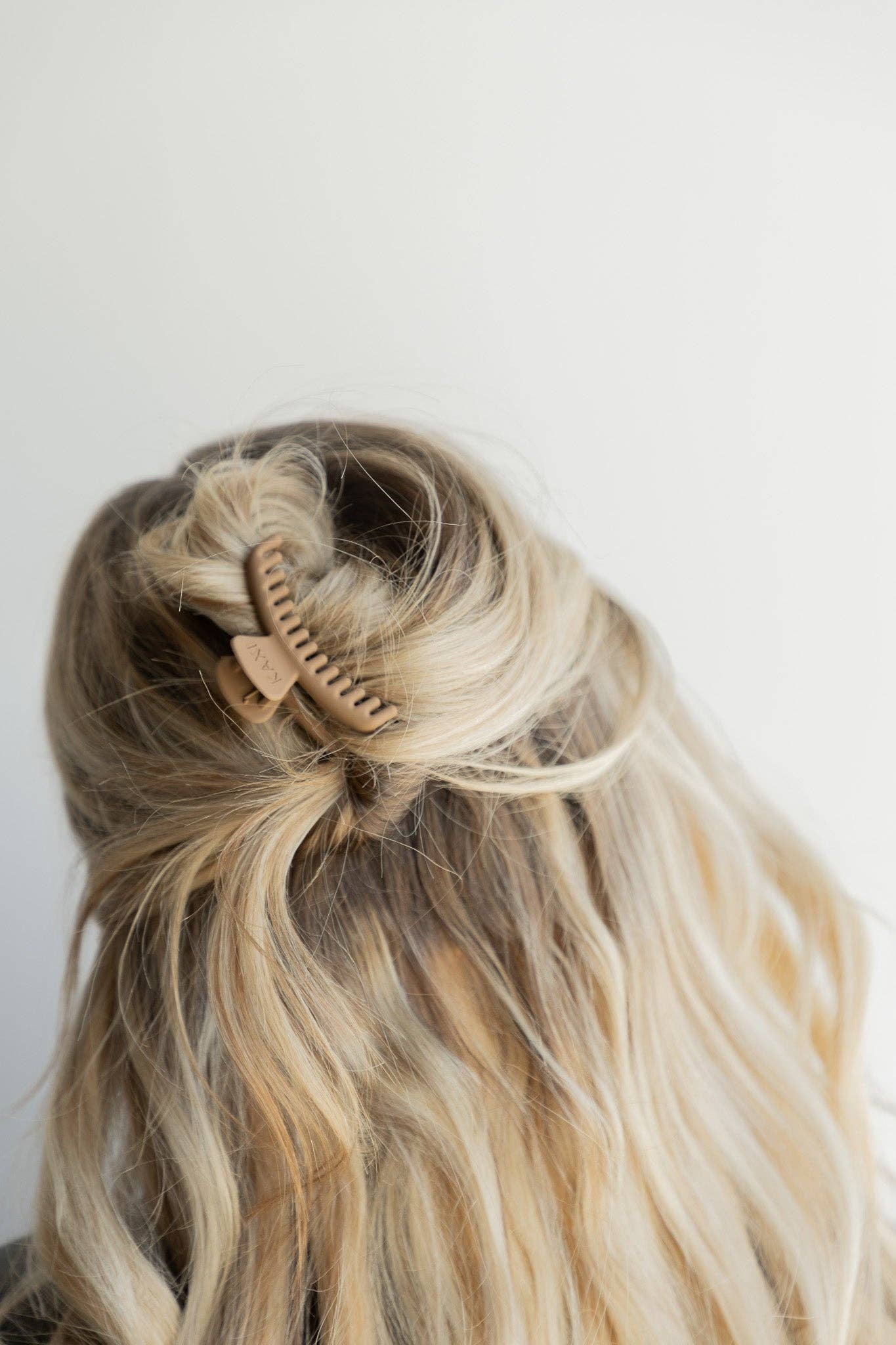 MATTE MINI HOLD EVERYTHING CLAW ( 11 COLORS )