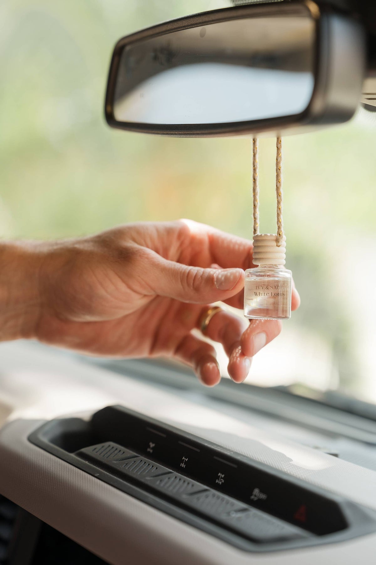 Smoked Vanilla Car Diffuser – Vanilla + Musk