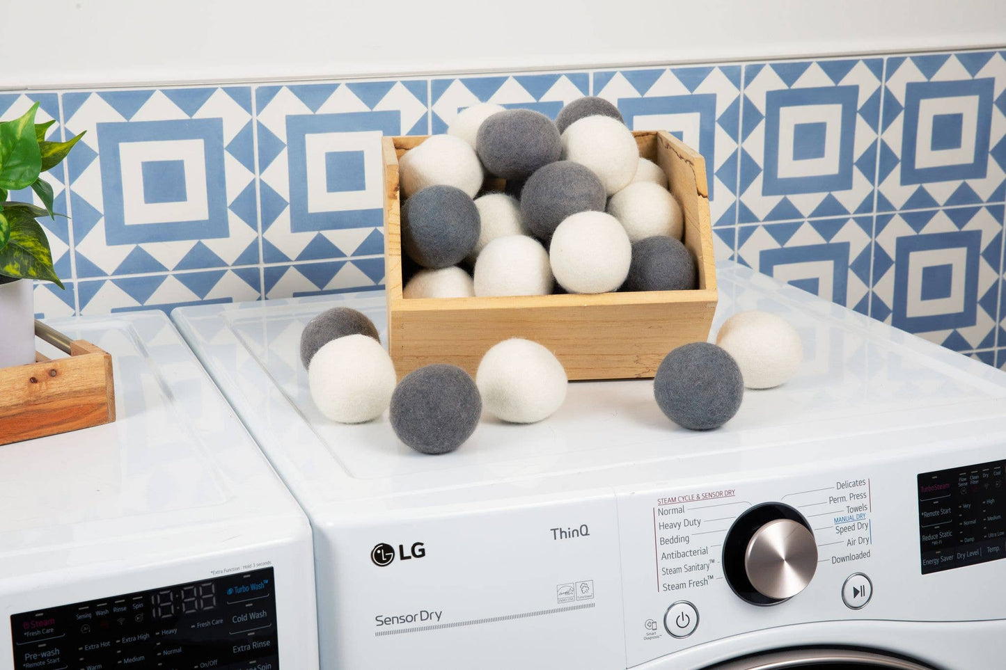 Bulk New Zealand Wool Dryer Balls | Faire Market Bestseller