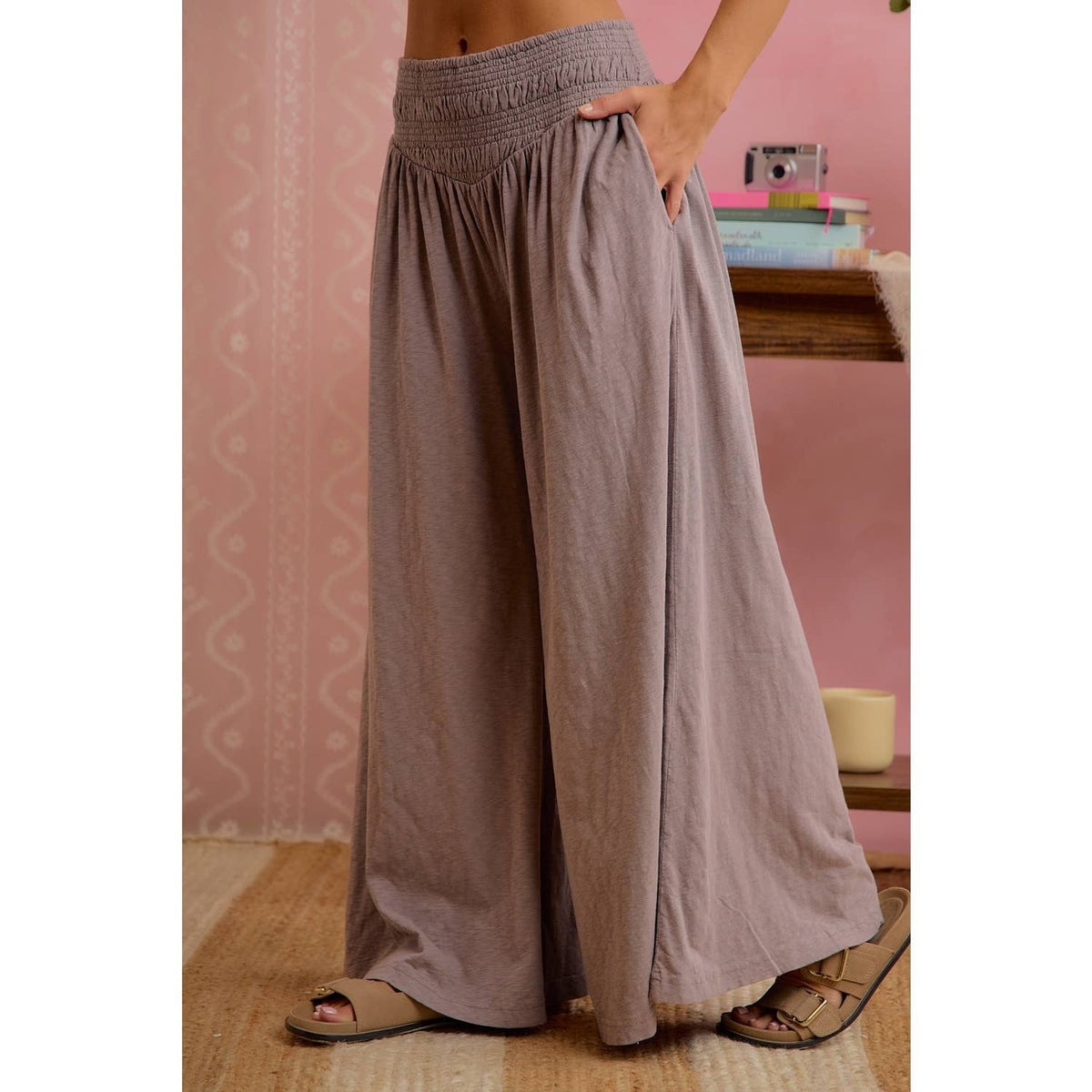 WOMEN SMOCKED WAIST WIDE LEG PULL ON PANTS