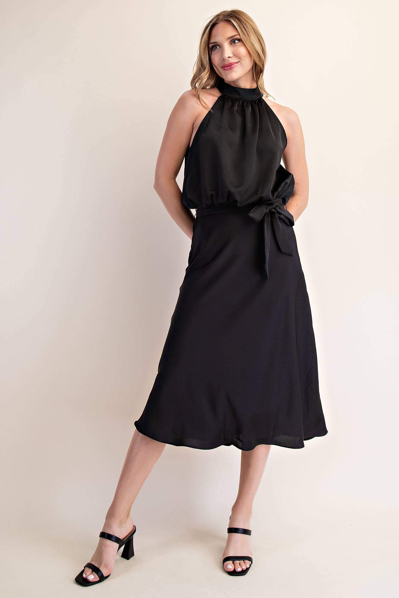 Halter Neck Sleeveless Midi Dress