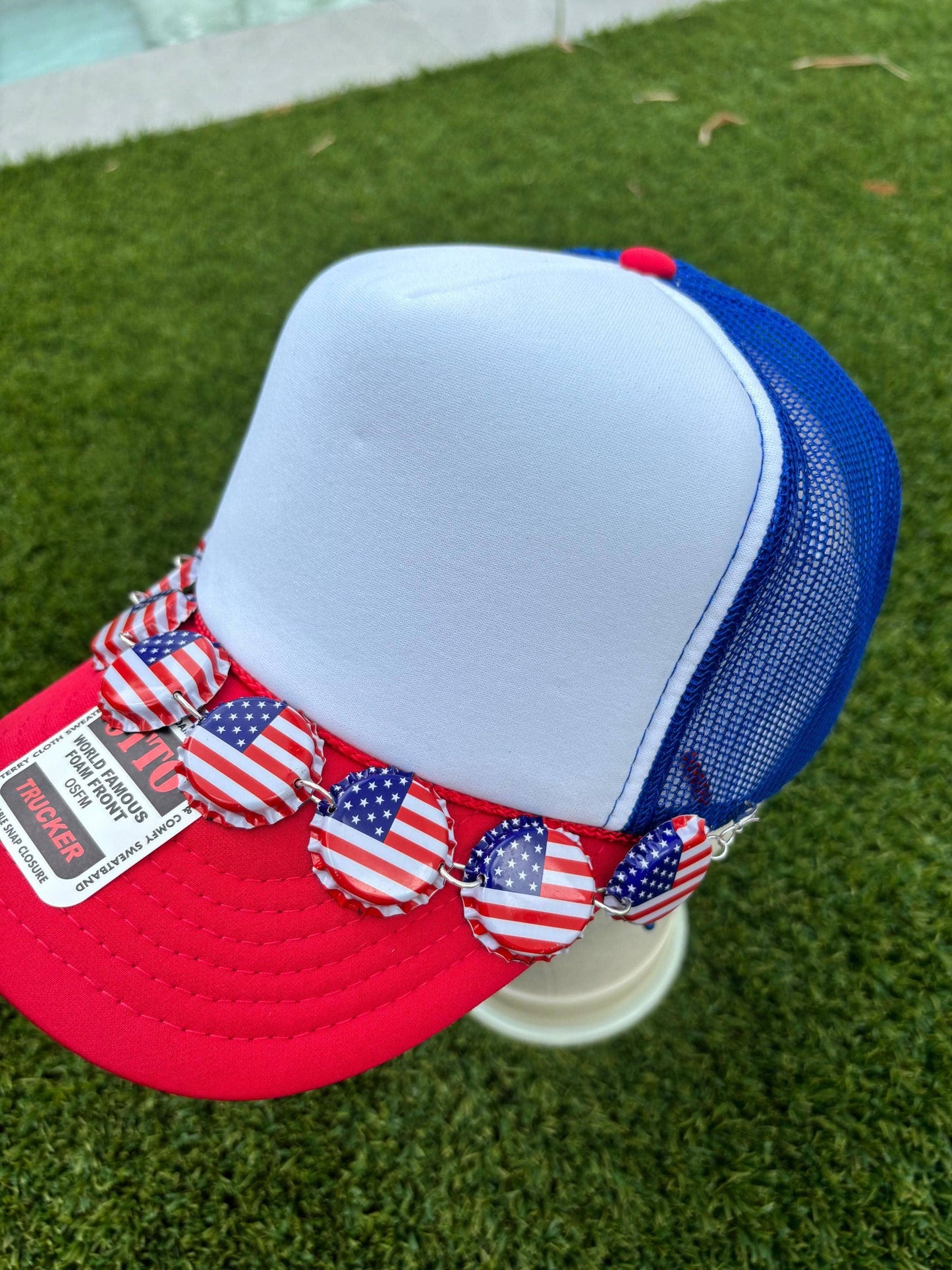 Trendy American Flag Bottle Top Hat Chain