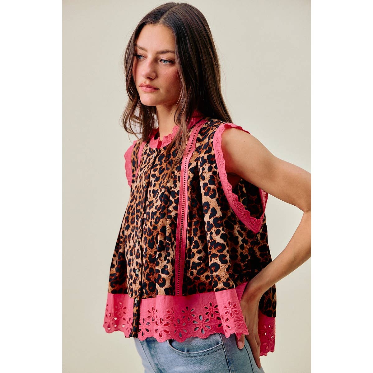 LEOPARD BUTTON UP PLEATED SLEEVELESS BLOUSE TOP